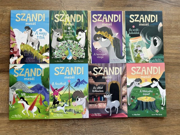 Alexa Pearl: Szandi meséi könyvek