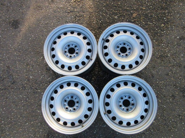 Alfa 147 15 acélfelni eladó
