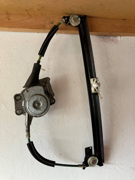 Alfa 147 5ajtós jobb első elektromos ablakemelő szerkezet