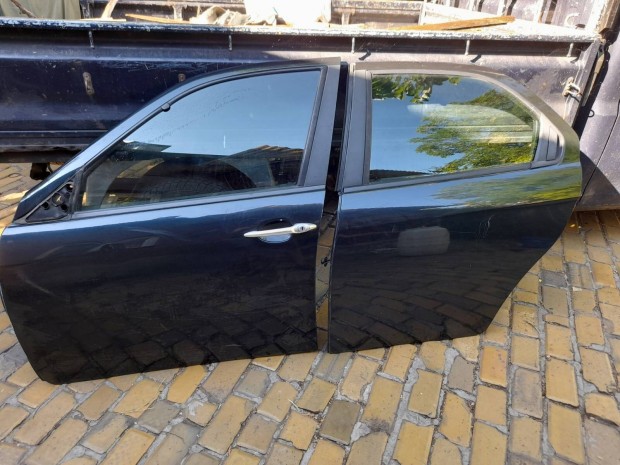 Alfa 156 bal első hátsó ajtó ablakemelő