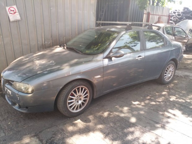 Alfa 156 bontás, futómű, lengőkar, gólyaláb, csonkállvány