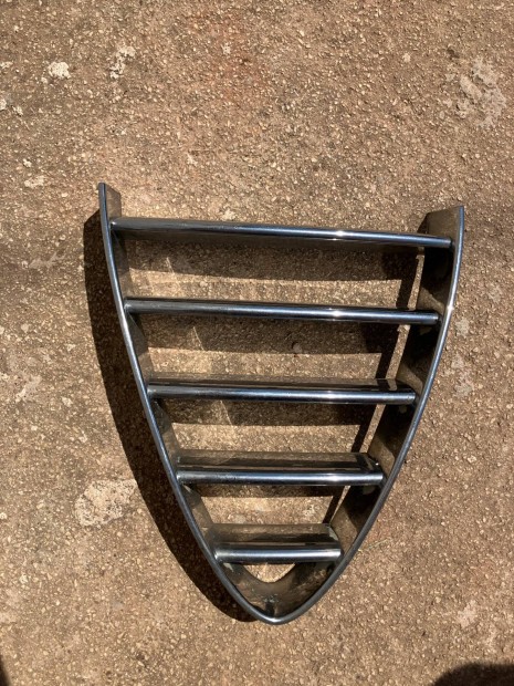 Alfa 156 facelift scudetto pajzs