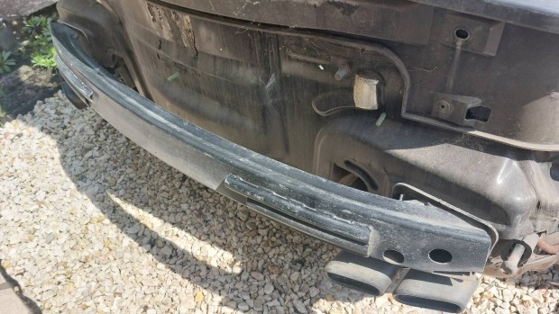 Alfa Brera karosszria elemek  lkhrt elad 