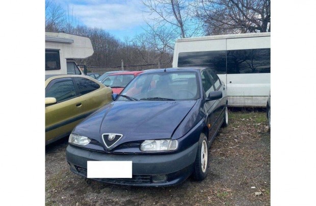 Alfa Romeo 146 bonts