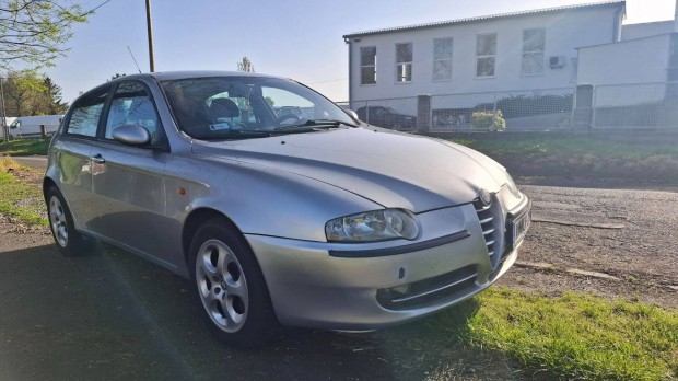 Alfa Romeo 147