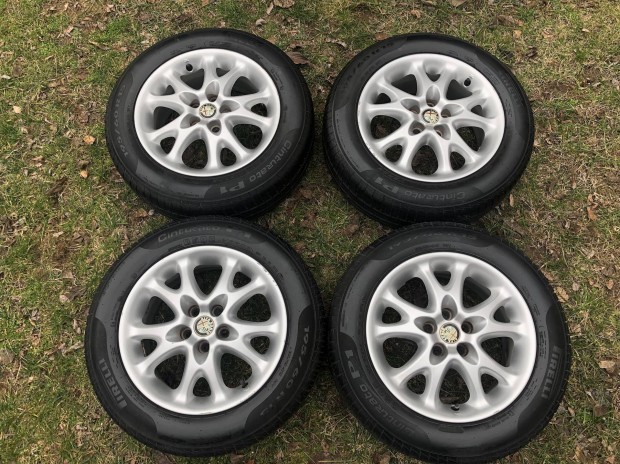 Alfa Romeo 147 156 GT 5x98 15col 195/60 r15 gumikkal