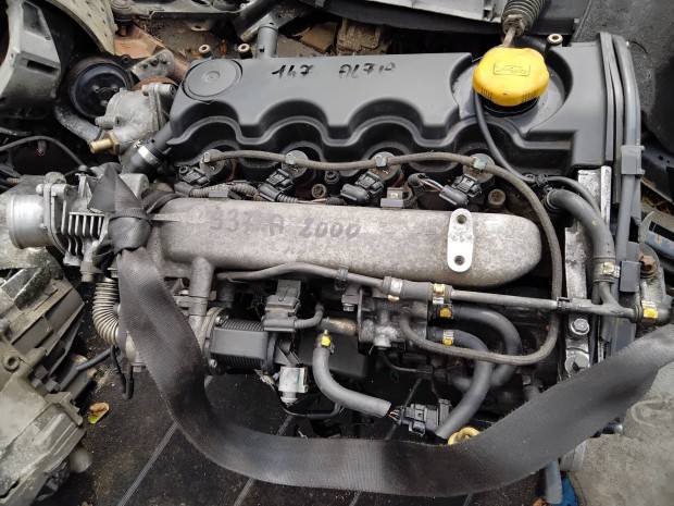 Alfa Romeo 147 1.9 JTD komplett motor (937A2000)