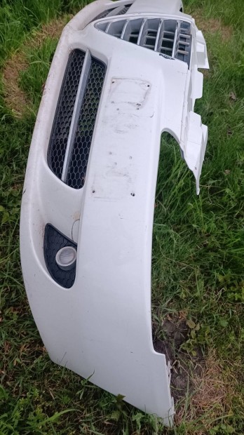 Alfa Romeo 147 Facelift komplett első lökhárító 2005-2011 fehér