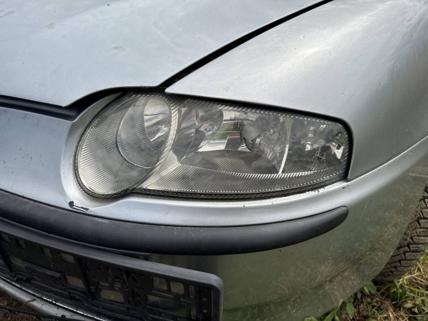 Alfa Romeo 147 (00-) 1.6 16 V T.Spark bal fényszóró