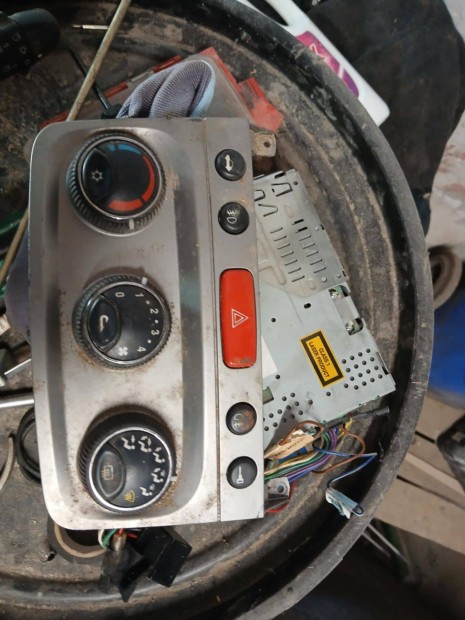 Alfa Romeo 147 fűtés kapcsoló