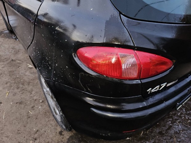 Alfa Romeo 147 hátsó külső lámpa 7000