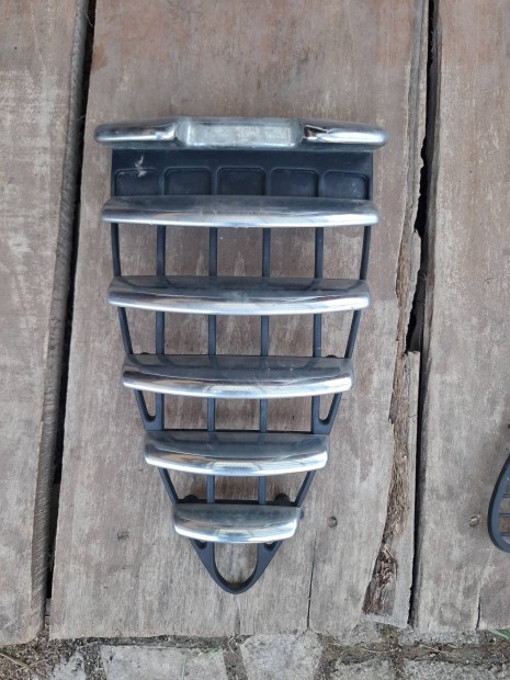 Alfa Romeo 147 hűtőrács, scudetto, grill