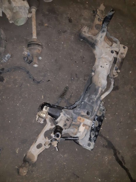 Alfa Romeo 156 Első Bölcső + Lengőkar