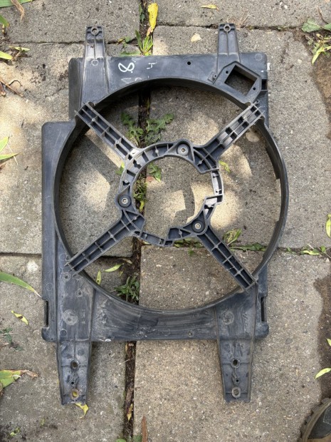 Alfa Romeo 156 TS h�t�ventil�tor keret 8240159