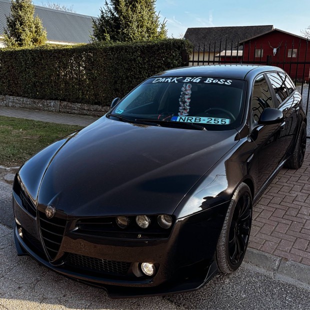 Alfa Romeo 159