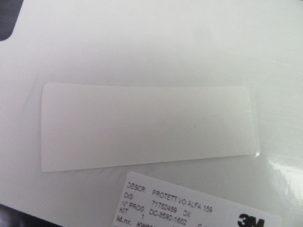 Alfa Romeo 159 gyári új jobb első küszöb spoiler matrica 71752489