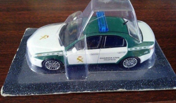 Alfa Romeo 159 spanyol rendrseg kisauto modell 1/43 Elad