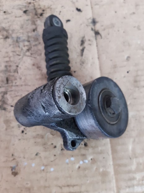Alfa Romeo 166 Hosszbordás Szíj Feszítő