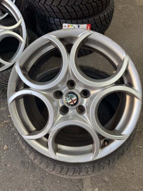 Alfa Romeo 18" 5x110 gyri hasznlt alufelni szett 5x110 18"