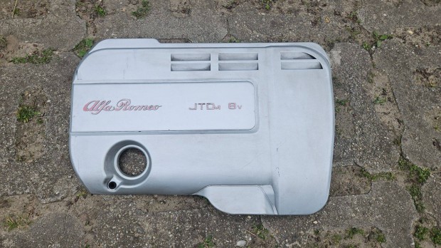 Alfa Romeo 1.9 jtd 8v motorburkolat burkolat