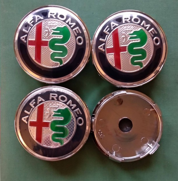 Alfa Romeo 50 vagy 60 mm-es új felni közép (felnikupak) új típusú zöld