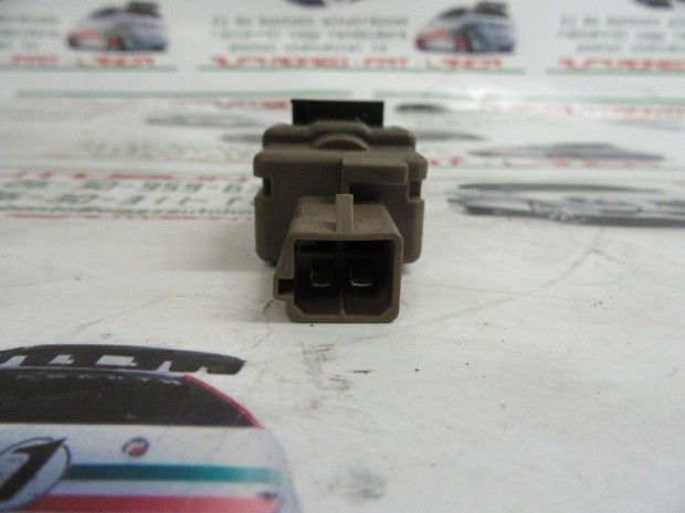 Alfa Romeo/Fiat/Lancia 46840511 számú féklámpa kapcsoló