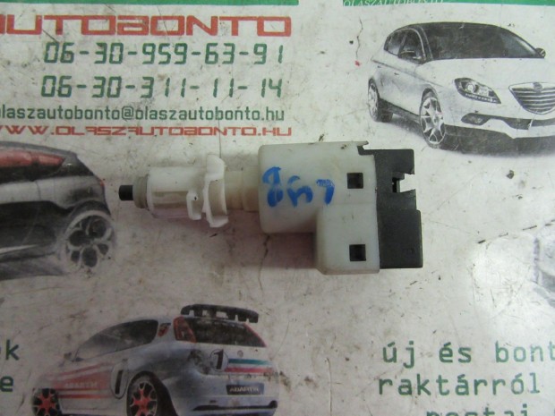 Alfa Romeo/Lancia 46543839 számú féklámpa kapcsoló
