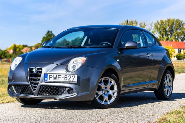 Alfa Romeo Mito 1.4, kevés km, szervizelt állapot