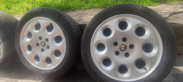 Alfa Romeo gyári alufelni