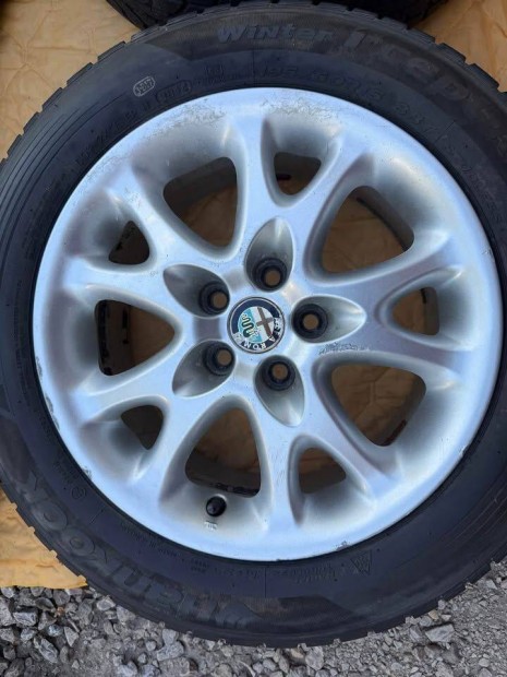 Alfa Romeo komplett kerekek 195/60 R15