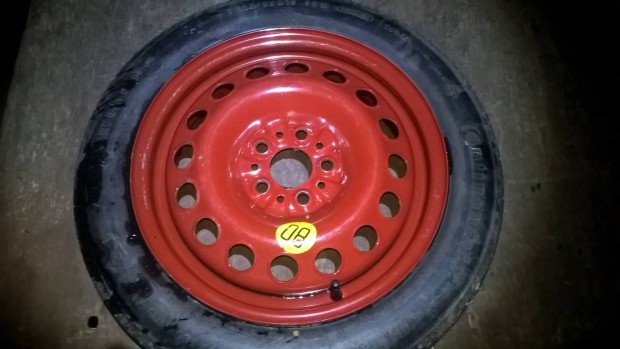 Alfa Romeo mank kerk.