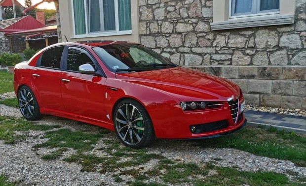 Alfa alufelni elad 