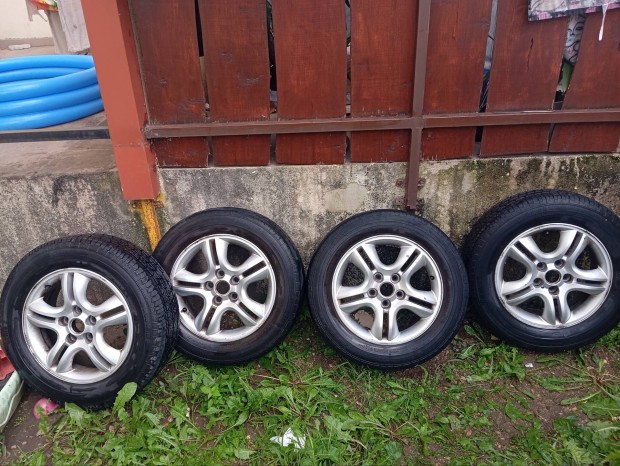 Alfelni 4db (KIA Carnival)