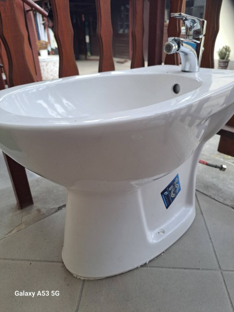 Alfldi bid bidet csapteleppel