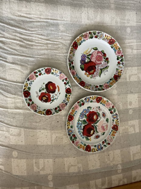 Alföldi kézzel festett porcelán tányérok