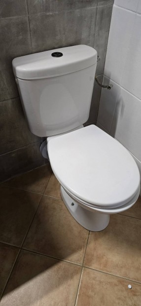 Alföldi monoblokkos wc