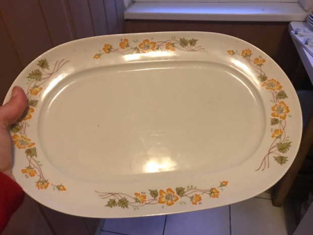 Alföldi pecsenyés kínáló tál porcelán