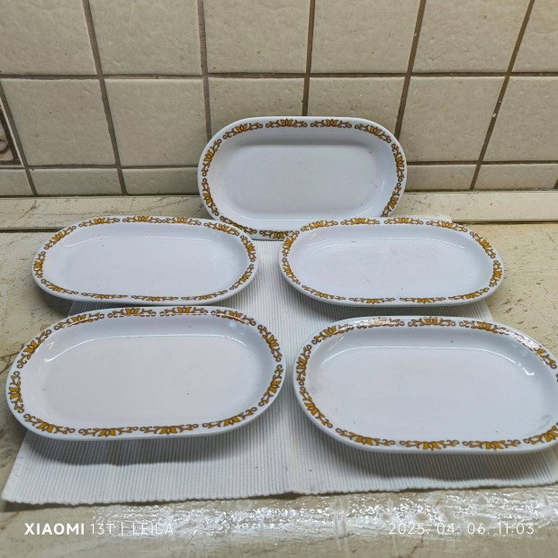 Alföldi porcelán halas tányér,virslis tányér , ovális kínáló 5 db elad