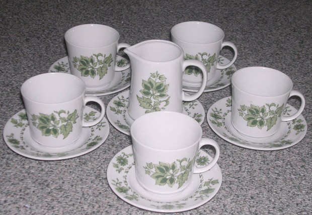 Alföldi porcelán kávéskészlet. 5 személyes, 12 darabos