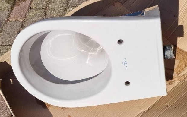Alfldi wc cssze ingyen elvihet