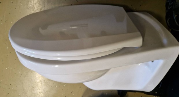 Alfldi wc lkvel