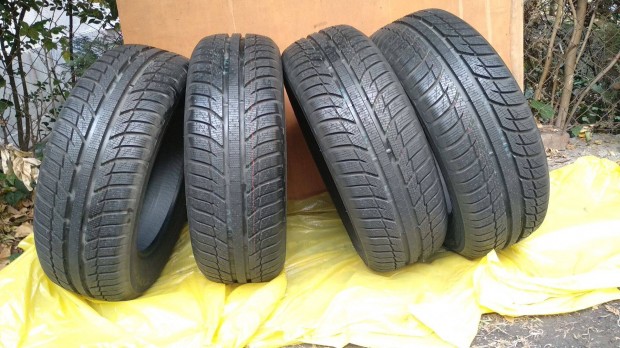 Alig hasznlt 215/65 R16 Toyo Snowprox S943 98H tli gumi 80 ezer/4 db