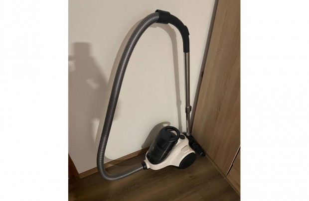Alig használt Electrolux EC41-2SW porszívó eladó !!