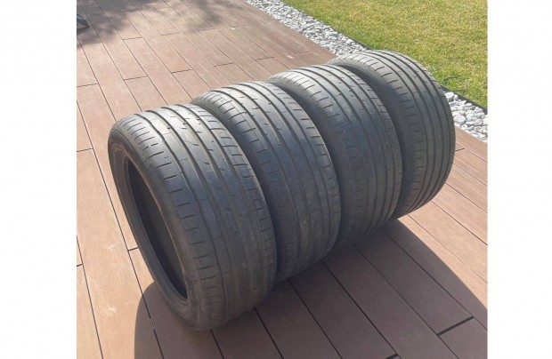 Alig használt Hankook Ventus S1 Evo3 255x45x19 gumi szett Fél Áron