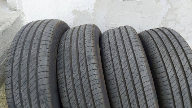 Alig használt Michelin 17-es nyári gumik