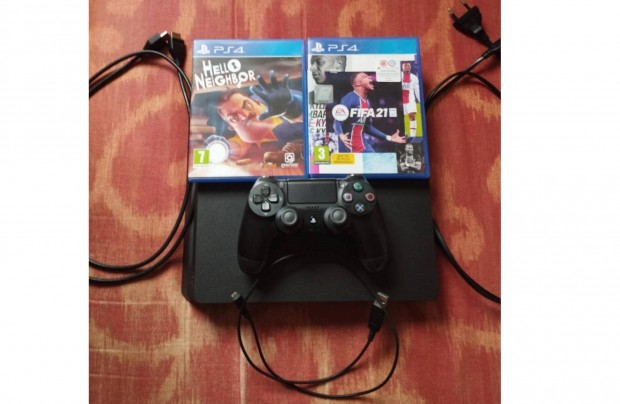 Alig használt PS4 + kontroller + 2 játék