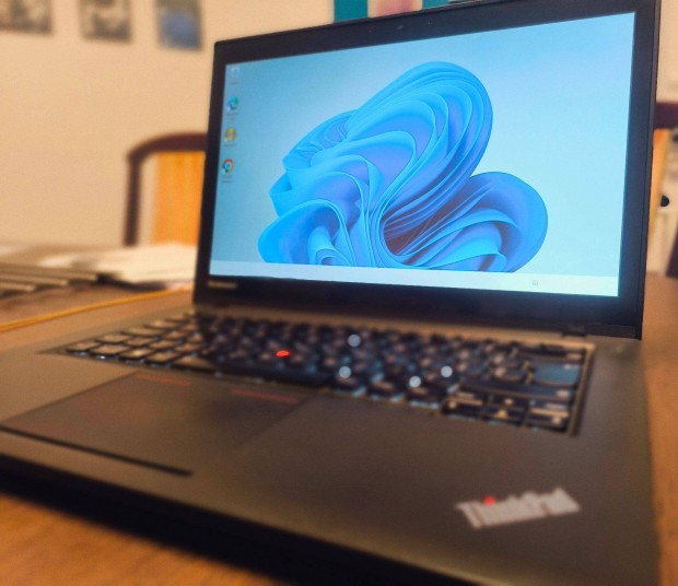 Alkatrsz r alatt, mkd Lenovo T440 i5