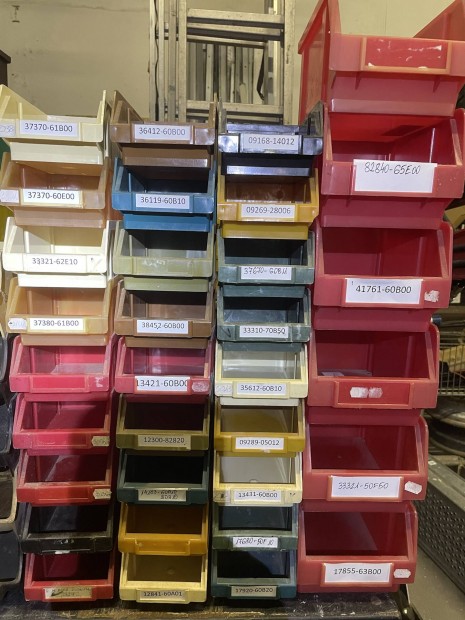 Alkatrsz trol box