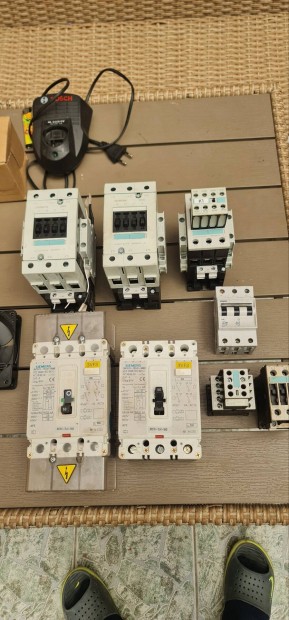 Alkatrszek siemens stb rakrl rdekldj elektronika