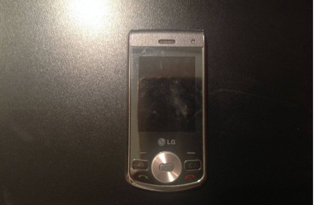 Alkatrésznek LG GD330 Mobiltelefon